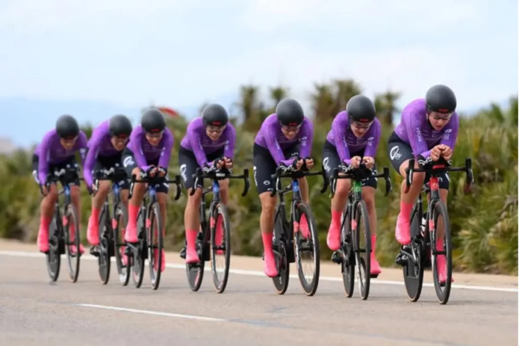 La vuelta femenina -