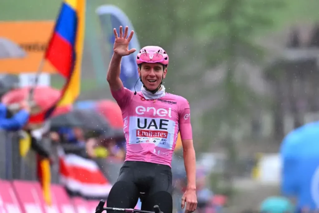 Giro - ST16 Pog