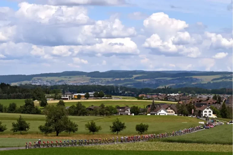 Suisse - ST4 Peloton